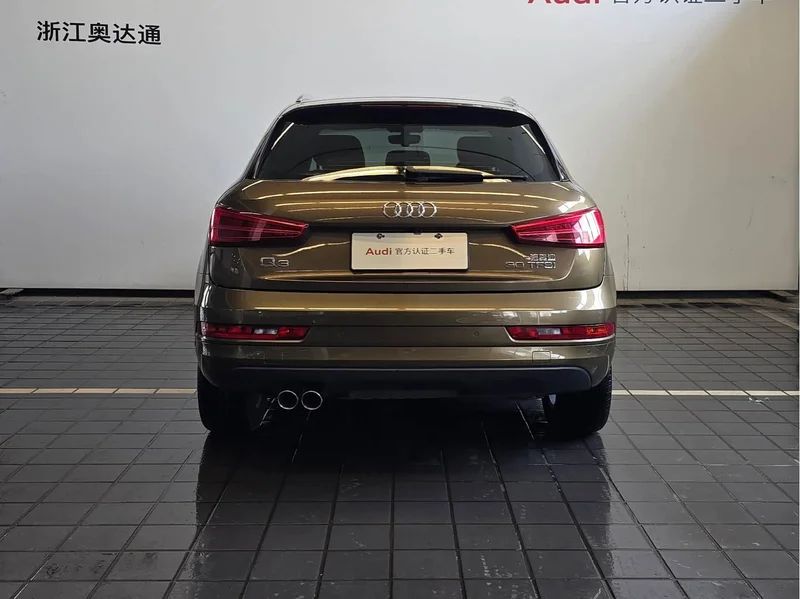 Audi Q3 — фото 1