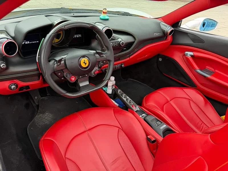 Ferrari F8 — фото 9