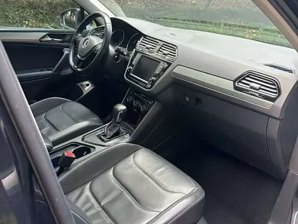 Volkswagen Tiguan L — фото 3