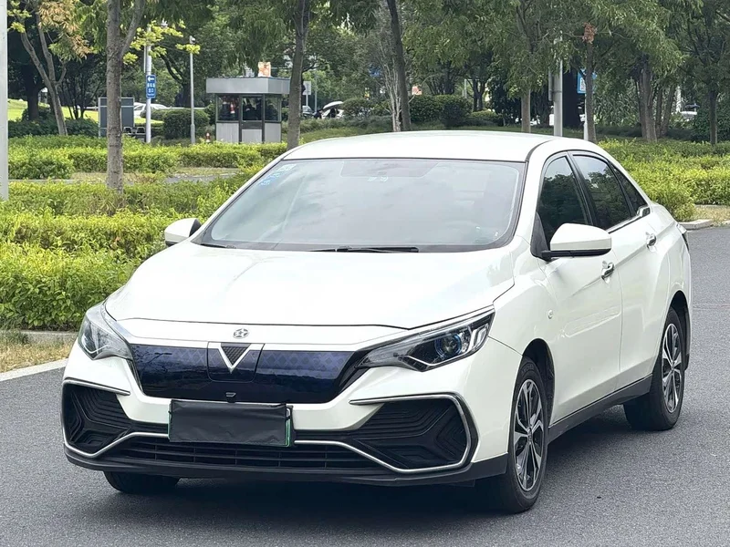Venucia D60EV