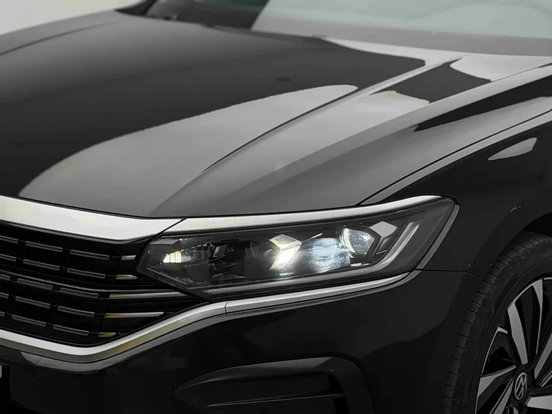 Volkswagen Passat — фото 17