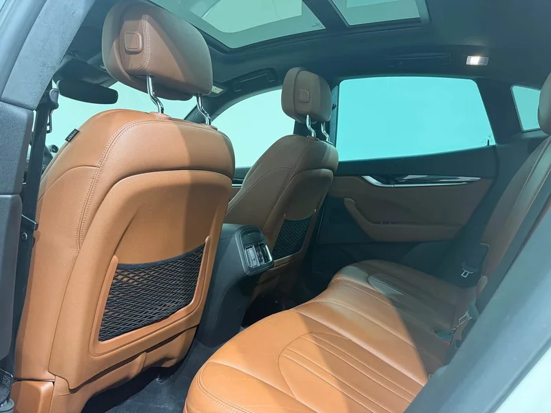Maserati Levante — фото 11