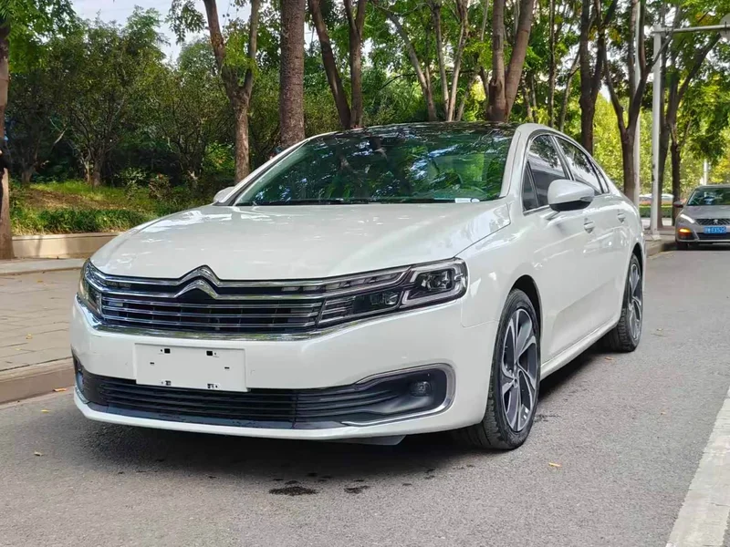 Citroën C6 — фото 1