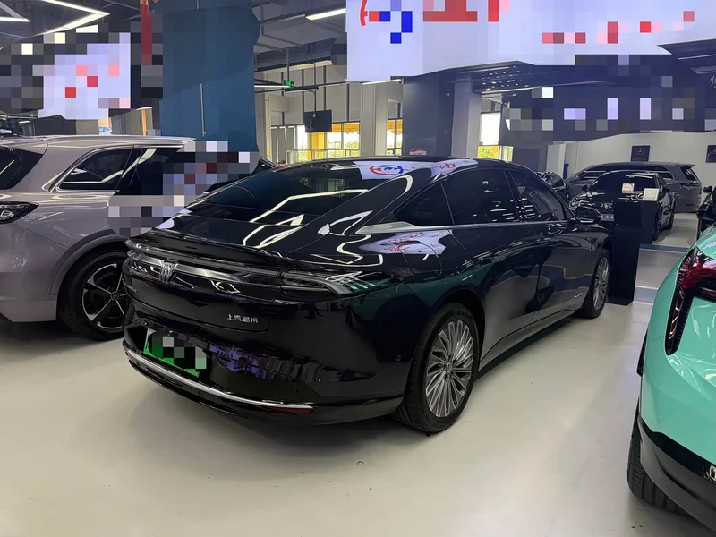 Buick ZhiJing L7 — фото 17