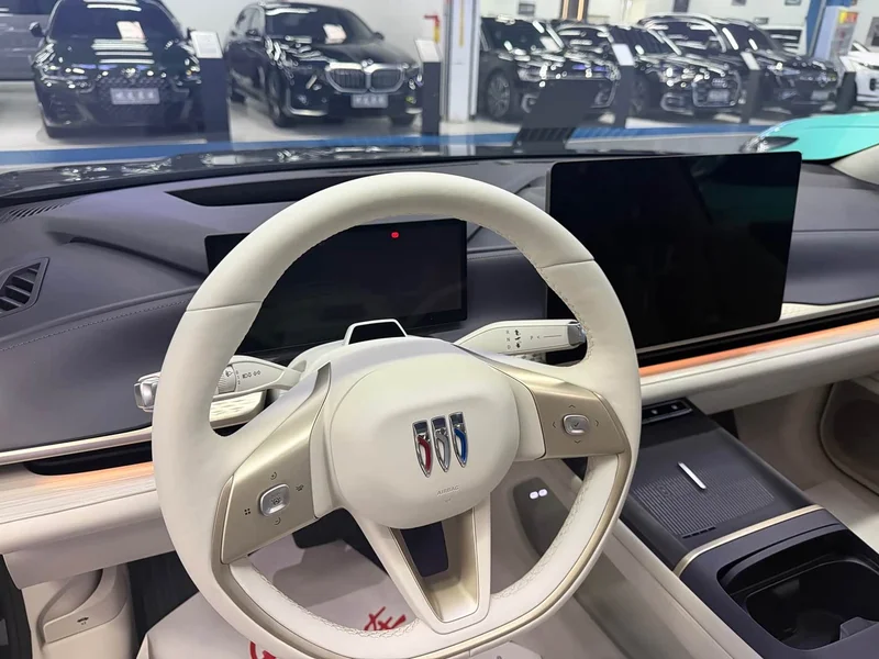 Buick ZhiJing L7 — фото 5