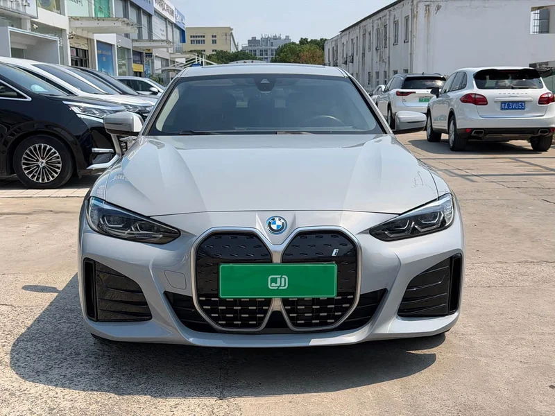 BMW i4 — фото 2