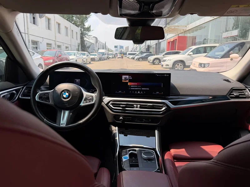 BMW i4 — фото 5