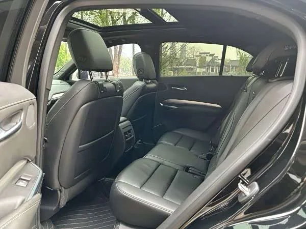 Cadillac XT4 — фото 4