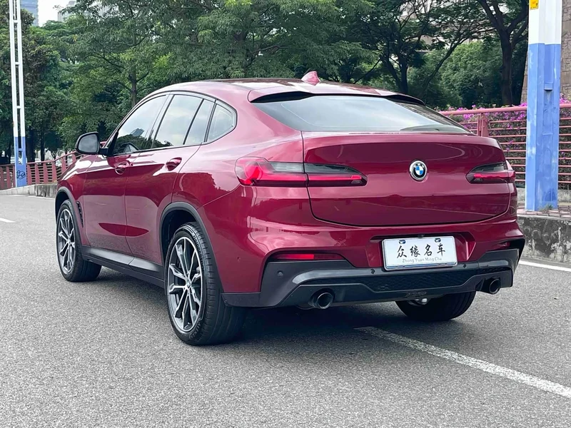 BMW X4 — фото 4