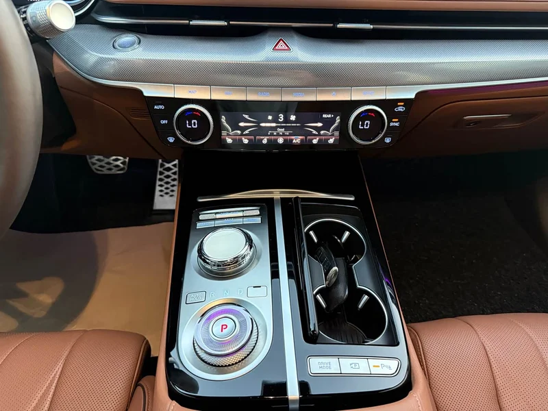 Genesis G80 — фото 11
