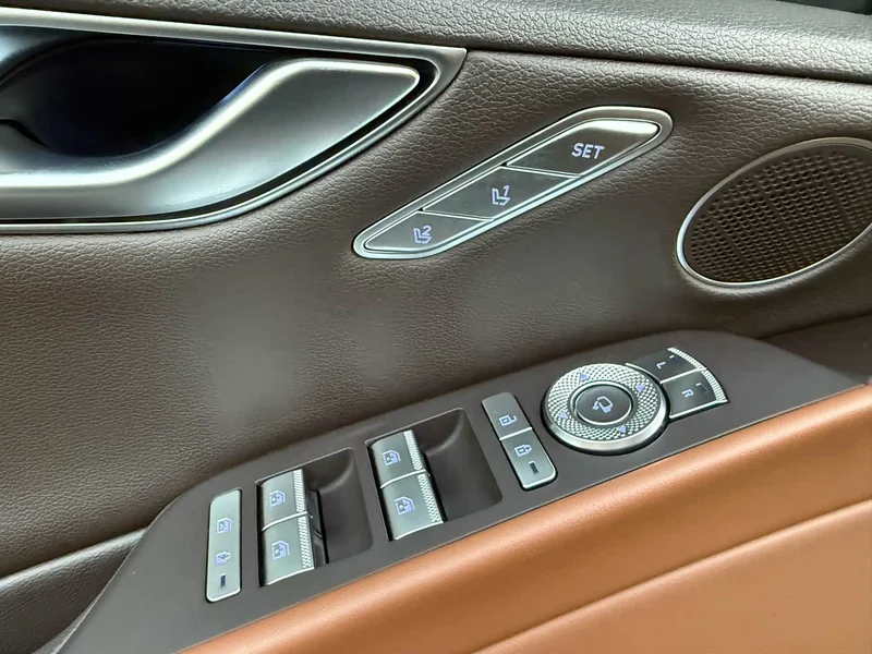 Genesis G80 — фото 16