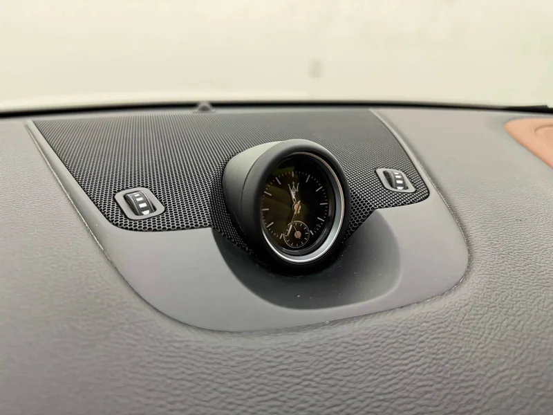 Maserati Levante — фото 14