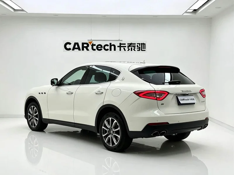 Maserati Levante — фото 5