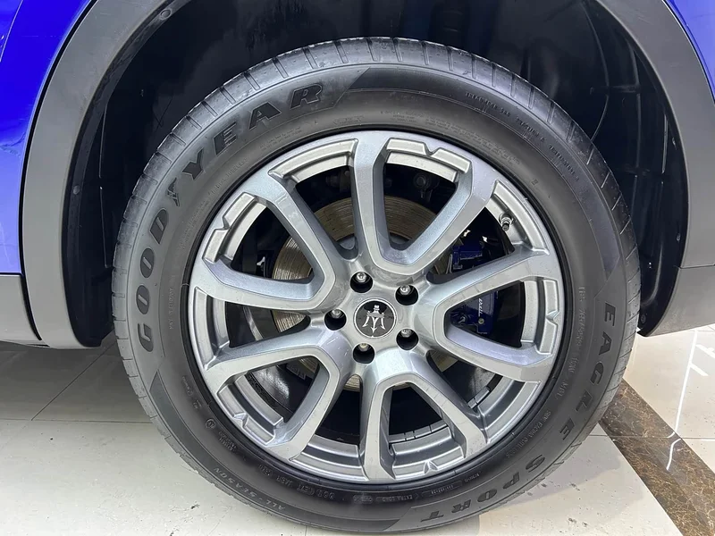 Maserati Levante — фото 16