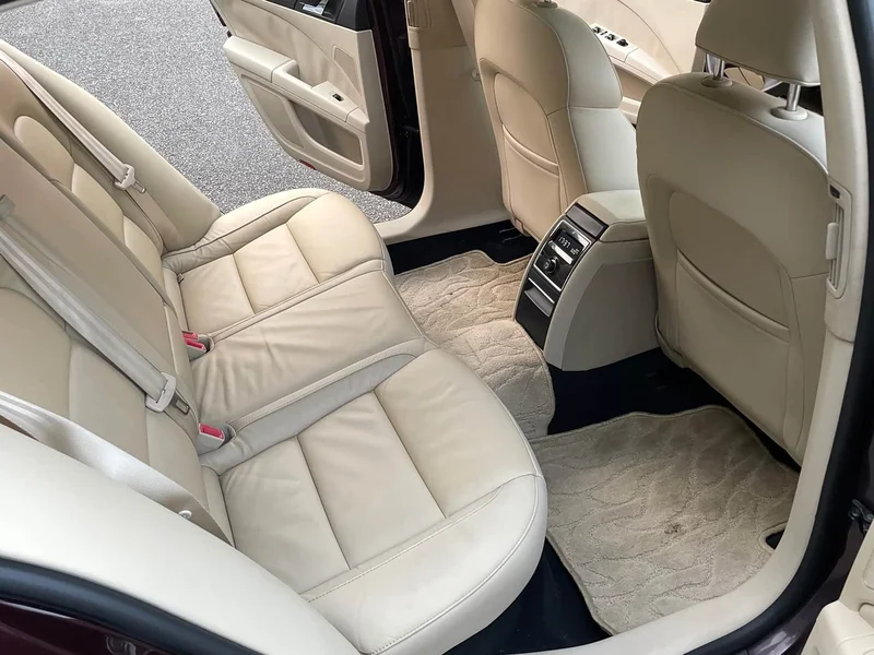 Volkswagen Superb — фото 11