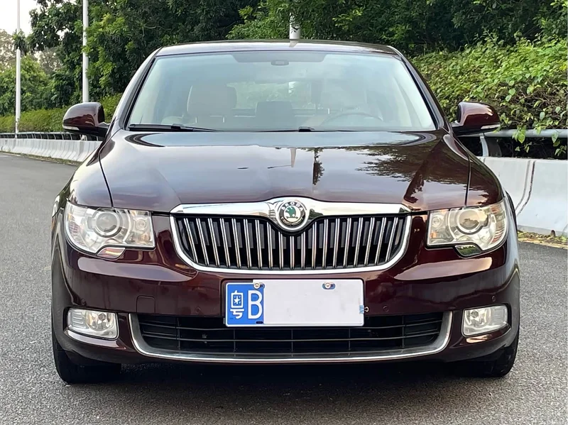 Volkswagen Superb — фото 2