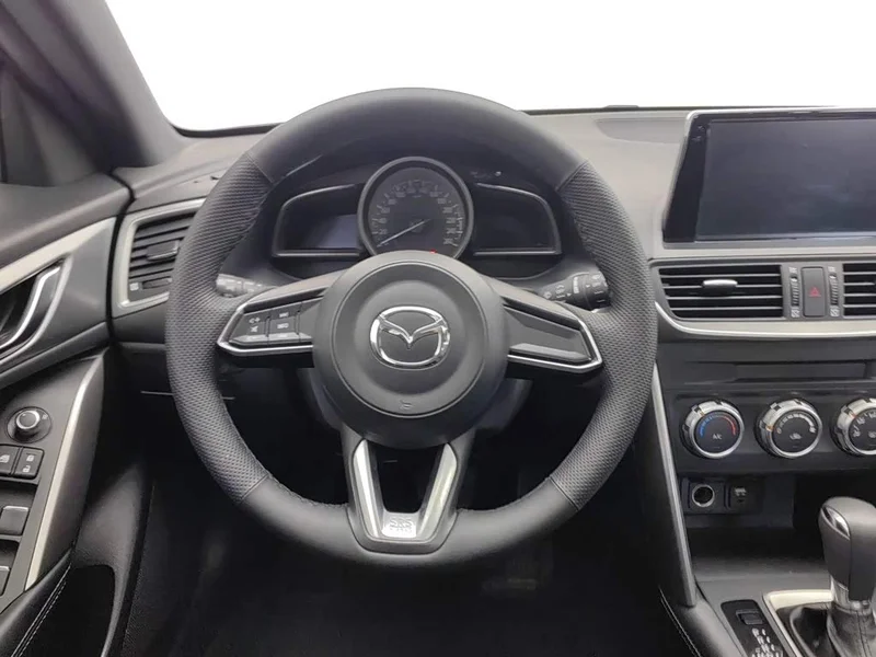 Mazda CX-4 — фото 11
