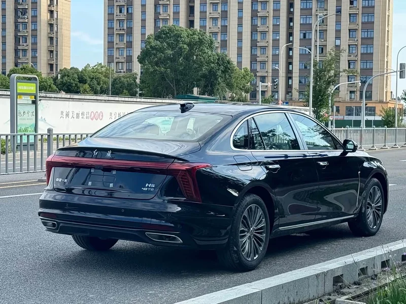 Hongqi H5 — фото 7