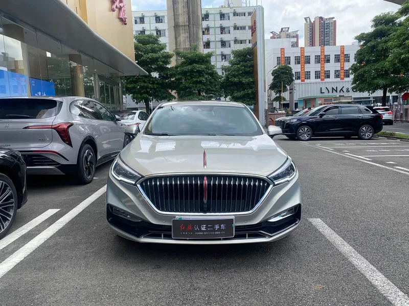 Hongqi H5 — фото 3