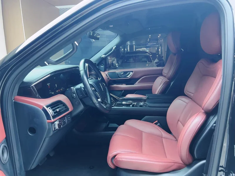 Lincoln Navigator — фото 12
