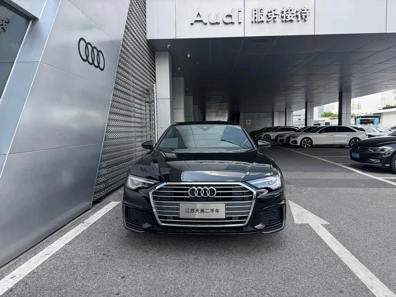 Audi A6L — фото 2
