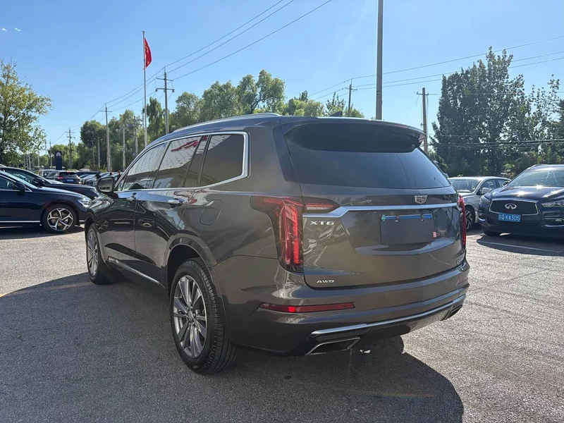 Cadillac XT6 — фото 4
