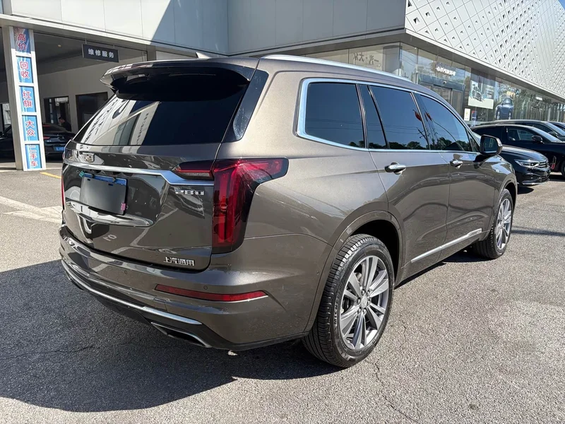 Cadillac XT6 — фото 6