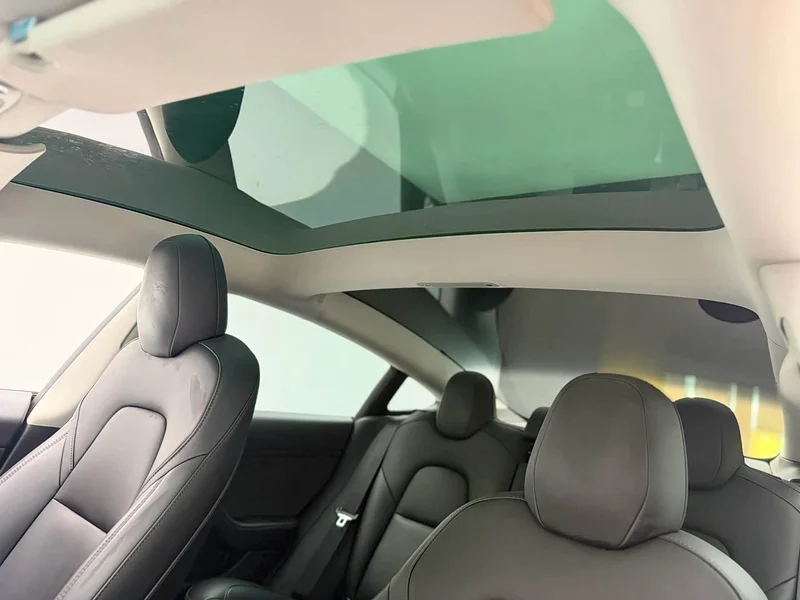 Tesla Model 3 — фото 10