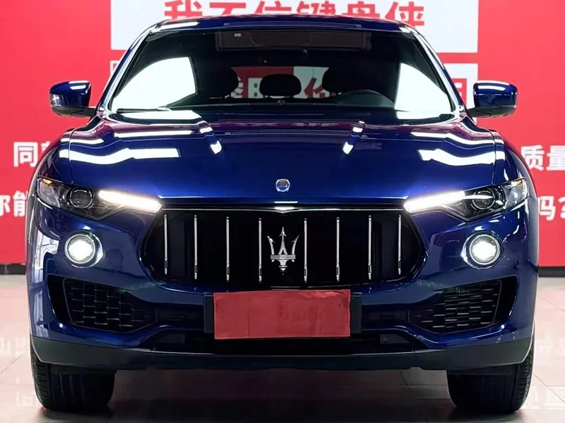 Maserati Levante — фото 2