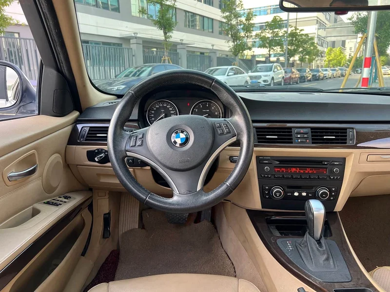 BMW 3-Series — фото 10