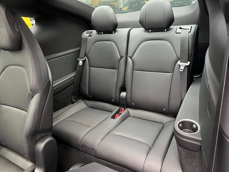 Tesla Model Y — фото 18
