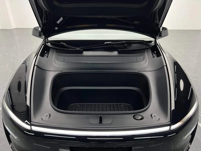 Tesla Model Y — фото 27