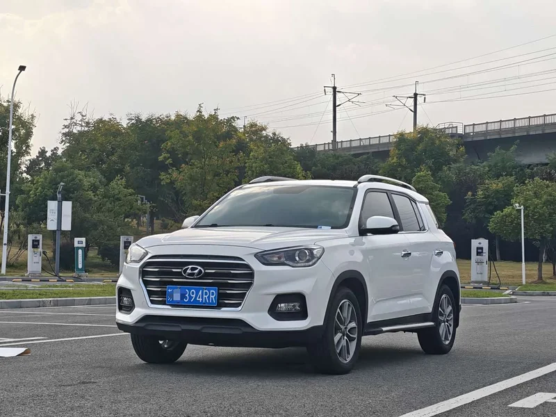 Hyundai ix35 — фото 1