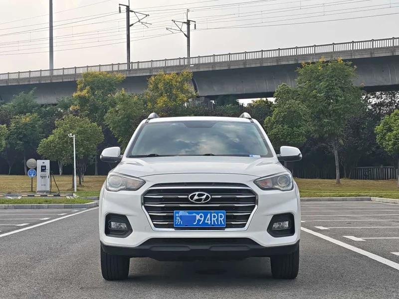 Hyundai ix35 — фото 2