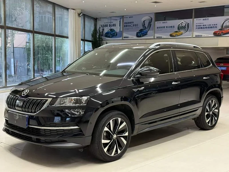 Skoda Karoq — фото 1