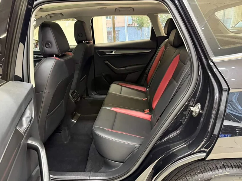 Skoda Karoq — фото 18