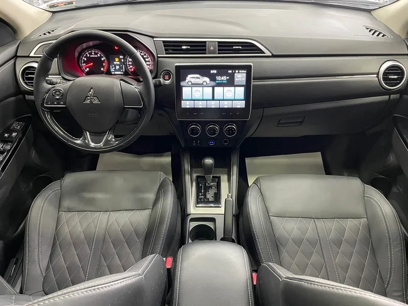Mitsubishi ASX — фото 13