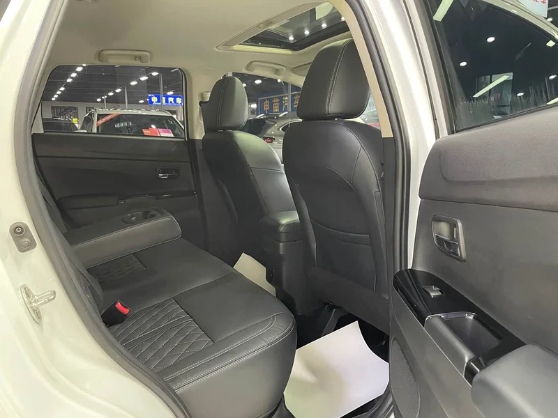 Mitsubishi ASX — фото 19