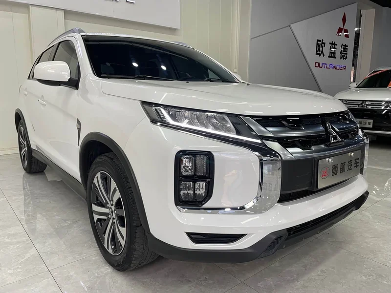 Mitsubishi ASX — фото 10
