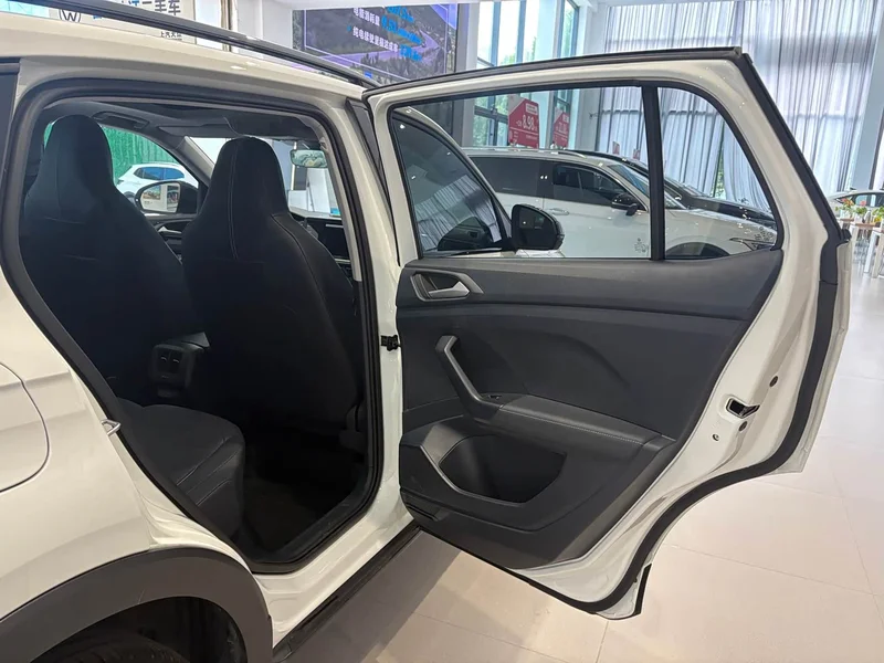 Volkswagen Tharu — фото 11
