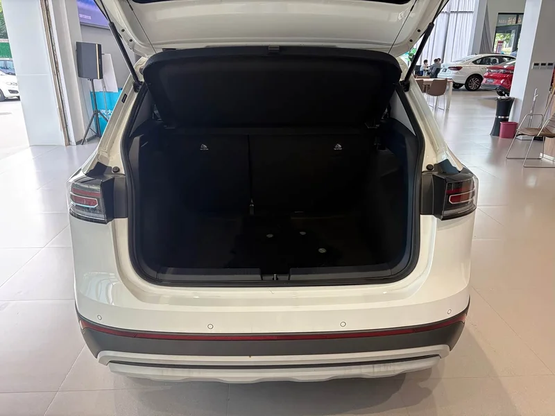 Volkswagen Tharu — фото 15