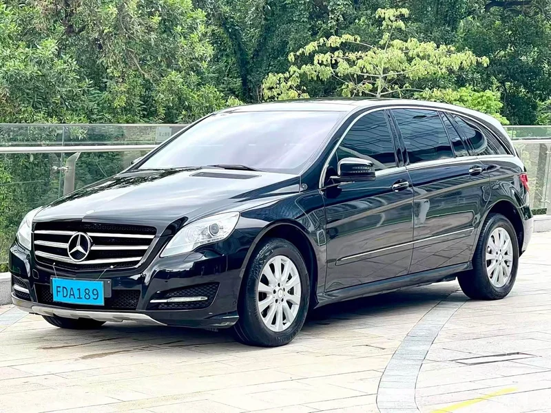 Mercedes-Benz R-Class — фото 1