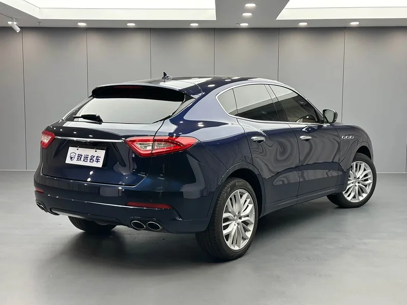 Maserati Levante — фото 4