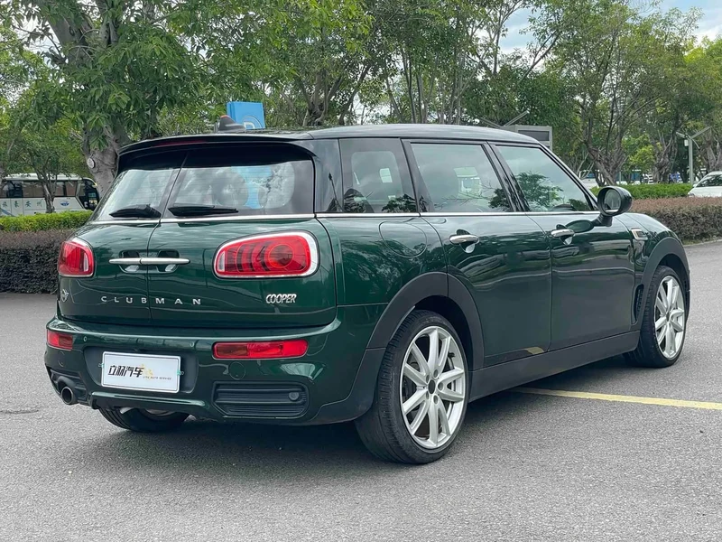 MINI CLUBMAN — фото 19