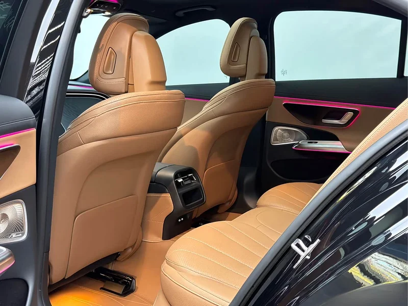 Mercedes-Benz E-Class (Imported) — фото 12