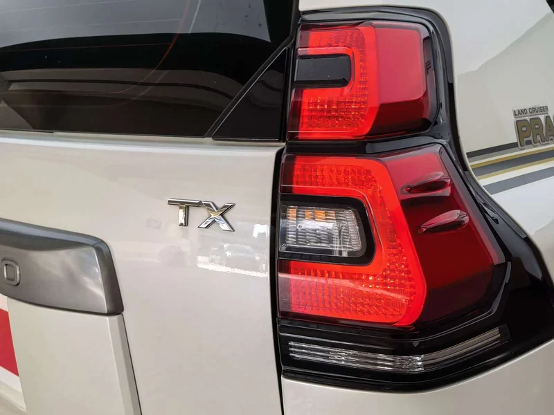 Toyota Prado — фото 16