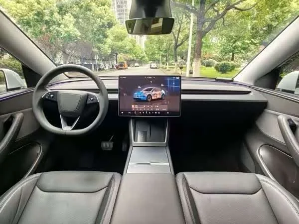 Tesla Model Y — фото 6