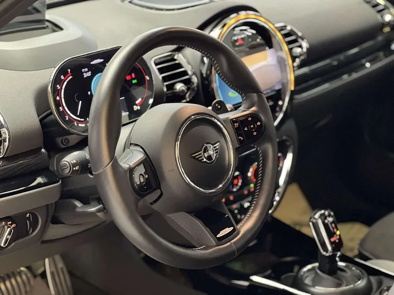 MINI JCW CLUBMAN — фото 5