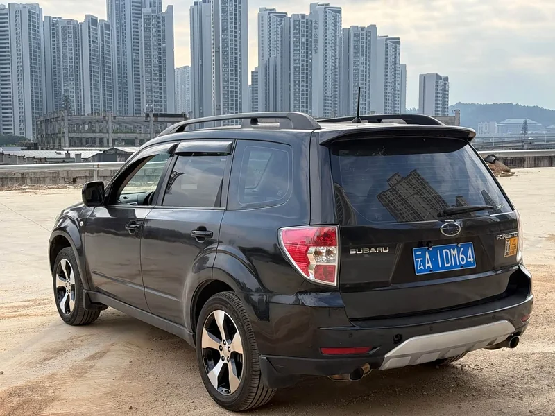 Subaru Forester — фото 9