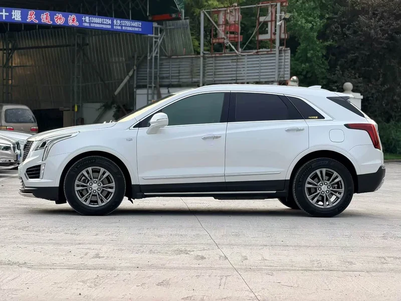 Cadillac XT5 — фото 9
